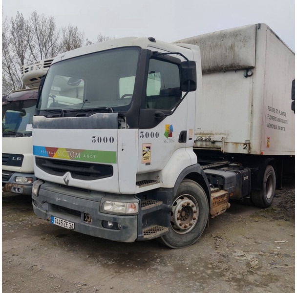 Renault 400 - Tractor: foto 1 Renault 400 - Tractor: foto 1