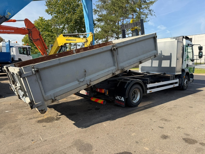 DAF LF 45.180 - 12T - 4x2 HOOKLIFT / HAAKSYTEEM / ABROLLKIPPER / AMPLIROL - *320.000km* - EURO 5 - TÜV 06/2026 - BE TRUCK - Caminhão polibenne: foto 2 DAF LF 45.180 - 12T - 4x2 HOOKLIFT / HAAKSYTEEM / ABROLLKIPPER / AMPLIROL - *320.000km* - EURO 5 - TÜV 06/2026 - BE TRUCK - Caminhão polibenne: foto 2