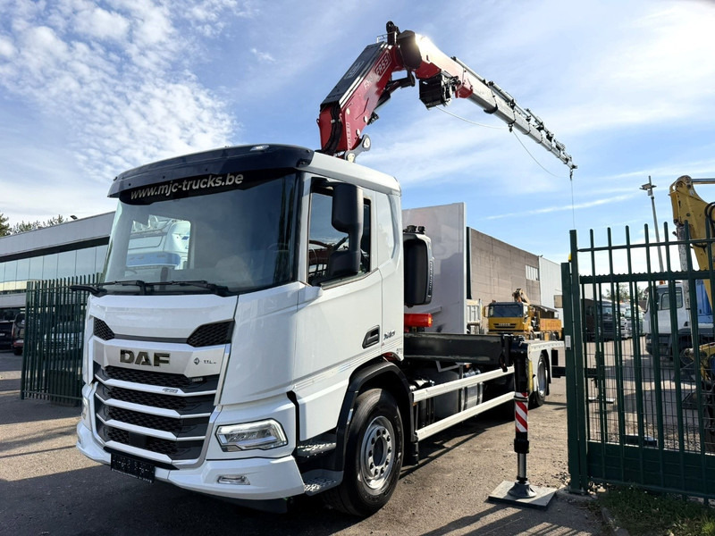 DAF XD 450 6x4 PRITSCHE + (24m) KRAN FASSI F345 8x + WINCH - 35.000km - *TOP CONDITION* - BE TRUCK - Camião de caixa aberta/ Plataforma, Caminhão grua: foto 5 DAF XD 450 6x4 PRITSCHE + (24m) KRAN FASSI F345 8x + WINCH - 35.000km - *TOP CONDITION* - BE TRUCK - Camião de caixa aberta/ Plataforma, Caminhão grua: foto 5