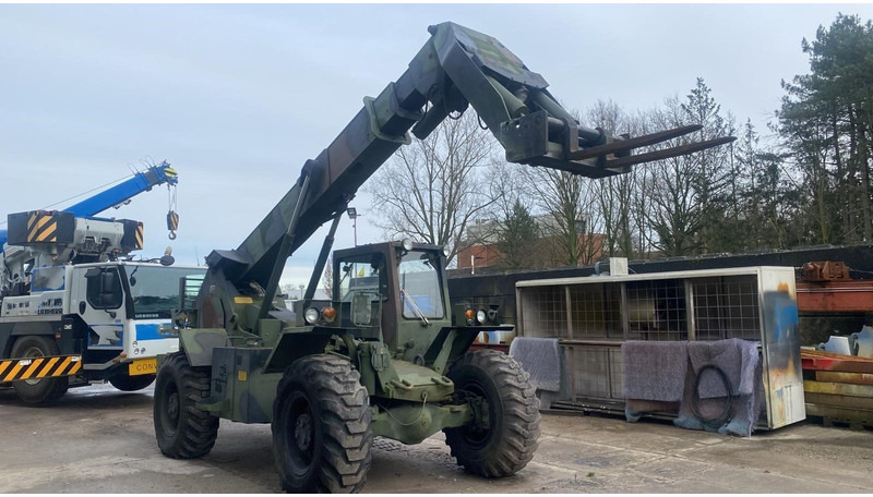 JLG SKYTRAK 6000M 2.7T - 9m - 317h !!! - 6 CYL CUMMINS engine - TOP CONDITION - Empilhador telescópico: foto 3 JLG SKYTRAK 6000M 2.7T - 9m - 317h !!! - 6 CYL CUMMINS engine - TOP CONDITION - Empilhador telescópico: foto 3