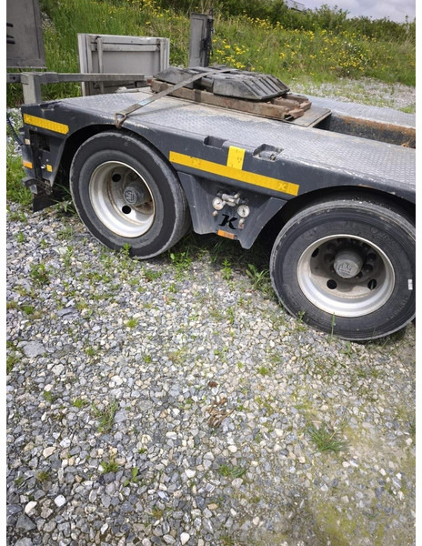 Kässbohrer LB2 48T - LOWBED - TIEFBETT / REMOVABLE NECK - ABNEHMBARE SCHWANENHALS - HYDR STEERING AXLES / LENKACHSEN - BPW - Semireboque baixa: foto 5 Kässbohrer LB2 48T - LOWBED - TIEFBETT / REMOVABLE NECK - ABNEHMBARE SCHWANENHALS - HYDR STEERING AXLES / LENKACHSEN - BPW - Semireboque baixa: foto 5
