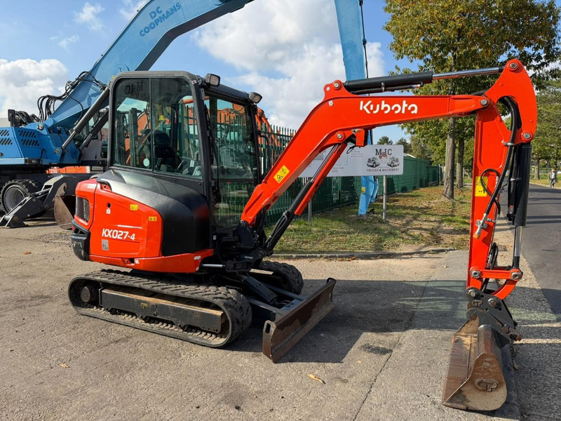 Kubota KX027-4 HAMMER LINES - *1860h* - HYDR QUICKHITCH - BLADE - CE - BE MACHINE - Mini escavadeira: foto 1 Kubota KX027-4 HAMMER LINES - *1860h* - HYDR QUICKHITCH - BLADE - CE - BE MACHINE - Mini escavadeira: foto 1