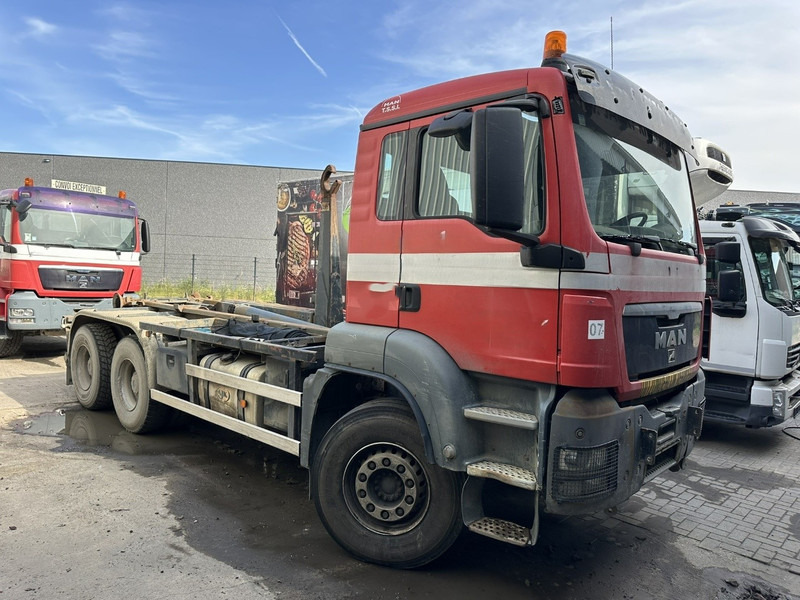 MAN TGA 26.400 6x4 AJK 20T - 5430mm - MANUAL GEARBOX - STEEL SPRING / BLATT - BIG AXLES / AP ACHSEN - Caminhão polibenne: foto 2 MAN TGA 26.400 6x4 AJK 20T - 5430mm - MANUAL GEARBOX - STEEL SPRING / BLATT - BIG AXLES / AP ACHSEN - Caminhão polibenne: foto 2