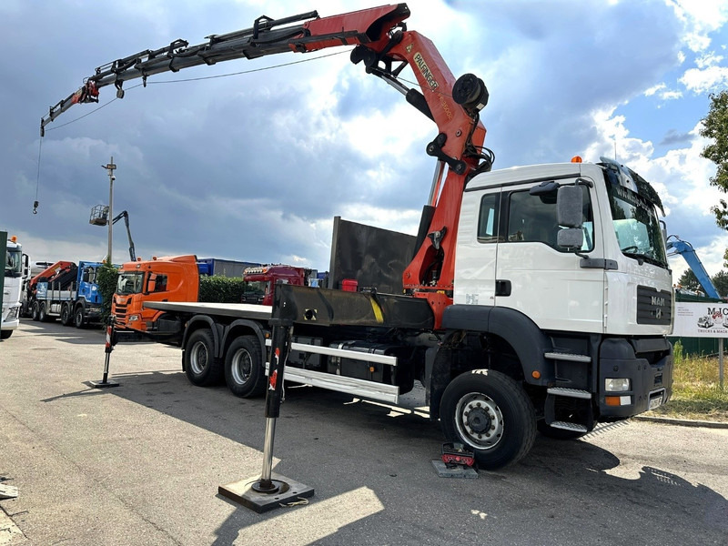 MAN TGA 33.350 6x6 PRITSCHE + (27.5m) KRAN PALFINGER PK36002 E 6x + JIB + WINCH - *184.000km* - MANUAL - EURO 3 - Camião de caixa aberta/ Plataforma, Caminhão grua: foto 2 MAN TGA 33.350 6x6 PRITSCHE + (27.5m) KRAN PALFINGER PK36002 E 6x + JIB + WINCH - *184.000km* - MANUAL - EURO 3 - Camião de caixa aberta/ Plataforma, Caminhão grua: foto 2