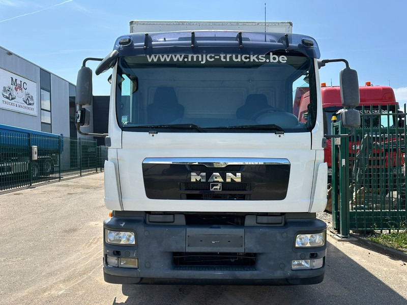 MAN TGM 18.290 CLOSED BOX 8m80 x 2m48 x 2m48 - EURO 5 - AIR SUSP - A/C - TAILLIFT 2000kg - BELGIAN TRUCK - Caminhão furgão: foto 2 MAN TGM 18.290 CLOSED BOX 8m80 x 2m48 x 2m48 - EURO 5 - AIR SUSP - A/C - TAILLIFT 2000kg - BELGIAN TRUCK - Caminhão furgão: foto 2