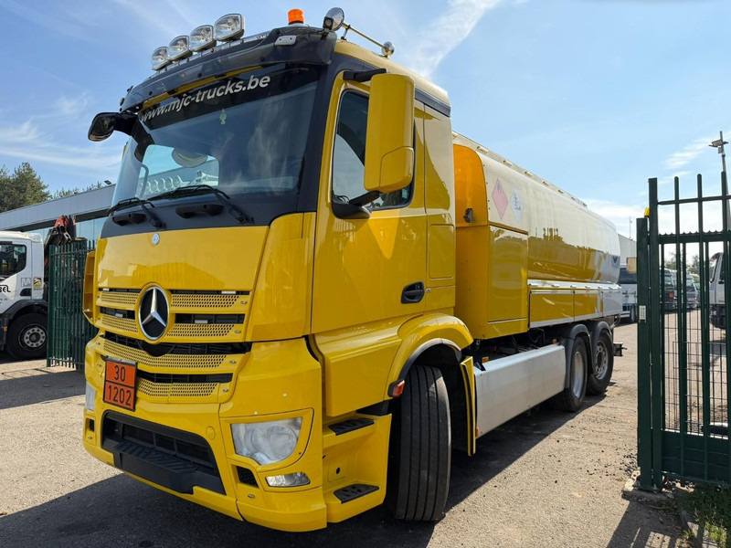 Mercedes-Benz ANTOS 2632 6x2 FUEL TANKER 16.000L - 4 COMP - DIESEL / PETROL - RETARDER - EURO 6 - LIFT / STEERING AXLE - *FULL AIR* - BE TRUCK - Caminhão tanque: foto 3 Mercedes-Benz ANTOS 2632 6x2 FUEL TANKER 16.000L - 4 COMP - DIESEL / PETROL - RETARDER - EURO 6 - LIFT / STEERING AXLE - *FULL AIR* - BE TRUCK - Caminhão tanque: foto 3