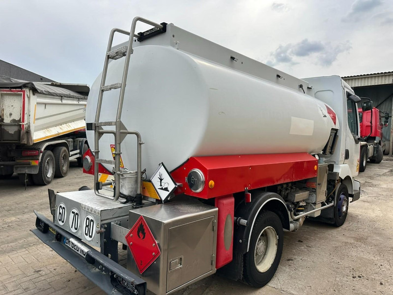 Renault MIDLUM 150 FUEL TANKER / CITERNE MAZOUT - 6500L - 3 COMPARTIMENTS - *ENGINE PROBLEM* - Caminhão tanque: foto 3 Renault MIDLUM 150 FUEL TANKER / CITERNE MAZOUT - 6500L - 3 COMPARTIMENTS - *ENGINE PROBLEM* - Caminhão tanque: foto 3