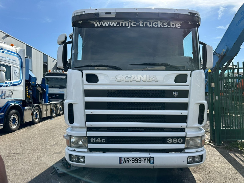 Scania 114C-380 8x4 + CRANE HIAB 700 E-5 - PLATFORM 6m80 + TWISTLOCKS - MANUAL - RETARDER - STEEL SPRING / BIG AXLE HUB REDUCTION - AP ACHSEN - Caminhão grua: foto 2 Scania 114C-380 8x4 + CRANE HIAB 700 E-5 - PLATFORM 6m80 + TWISTLOCKS - MANUAL - RETARDER - STEEL SPRING / BIG AXLE HUB REDUCTION - AP ACHSEN - Caminhão grua: foto 2
