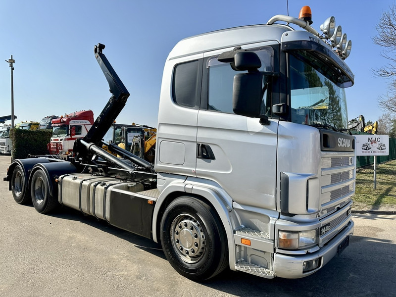 Scania 144G-530 V8 6x4 HOOKLIFT 20T MEILLER -VOL LUCHT - OPTI-CRUISE - CR19 SLAAPCABINE - Caminhão polibenne: foto 1 Scania 144G-530 V8 6x4 HOOKLIFT 20T MEILLER -VOL LUCHT - OPTI-CRUISE - CR19 SLAAPCABINE - Caminhão polibenne: foto 1