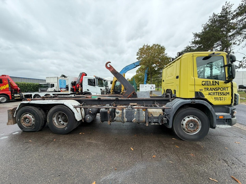 Scania 94G-260 6x2 HOOKLIFT / GANCHO - MANUAL - BE TRUCK - Caminhão polibenne: foto 4 Scania 94G-260 6x2 HOOKLIFT / GANCHO - MANUAL - BE TRUCK - Caminhão polibenne: foto 4