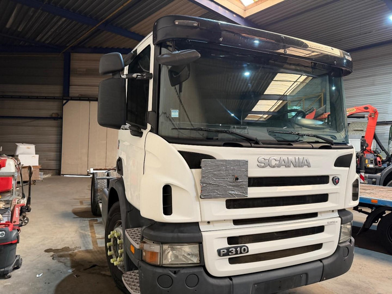 Scania P310 4x2 CHASSIS - ADR (ex tanker) - *322.000km* - AIR SUSPENSION - MANUAL - BE TRUCK - Caminhão tanque: foto 2 Scania P310 4x2 CHASSIS - ADR (ex tanker) - *322.000km* - AIR SUSPENSION - MANUAL - BE TRUCK - Caminhão tanque: foto 2