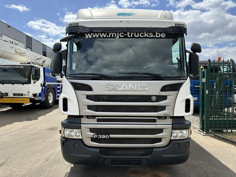 Scania P320 RETARDER - CLOSED BOX 8m25 x 2m47 x 2m30 - TAILLIFT 2000kg - EURO 6 - GOOD CONDITION - Caminhão furgão: foto 2 Scania P320 RETARDER - CLOSED BOX 8m25 x 2m47 x 2m30 - TAILLIFT 2000kg - EURO 6 - GOOD CONDITION - Caminhão furgão: foto 2
