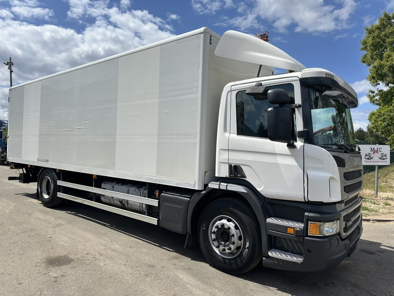 Scania P320 RETARDER - CLOSED BOX 8m25 x 2m47 x 2m30 - TAILLIFT 2000kg - EURO 6 - GOOD CONDITION - Caminhão furgão: foto 1 Scania P320 RETARDER - CLOSED BOX 8m25 x 2m47 x 2m30 - TAILLIFT 2000kg - EURO 6 - GOOD CONDITION - Caminhão furgão: foto 1