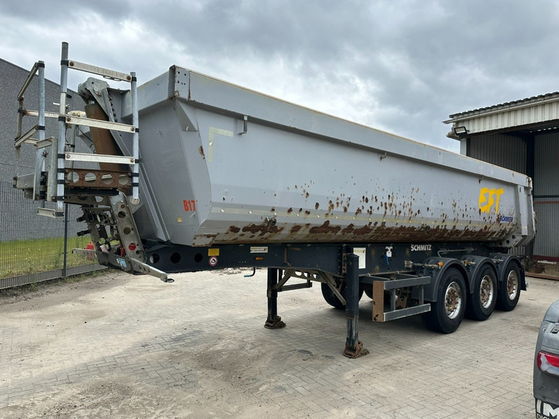 Schmitz Cargobull SGF*S3 - 8.5 - 30m3 STEEL CHASSIS / STEEL TIPPER - SAF - DISC - LIFT-AXLE - Semireboque basculante: foto 2 Schmitz Cargobull SGF*S3 - 8.5 - 30m3 STEEL CHASSIS / STEEL TIPPER - SAF - DISC - LIFT-AXLE - Semireboque basculante: foto 2