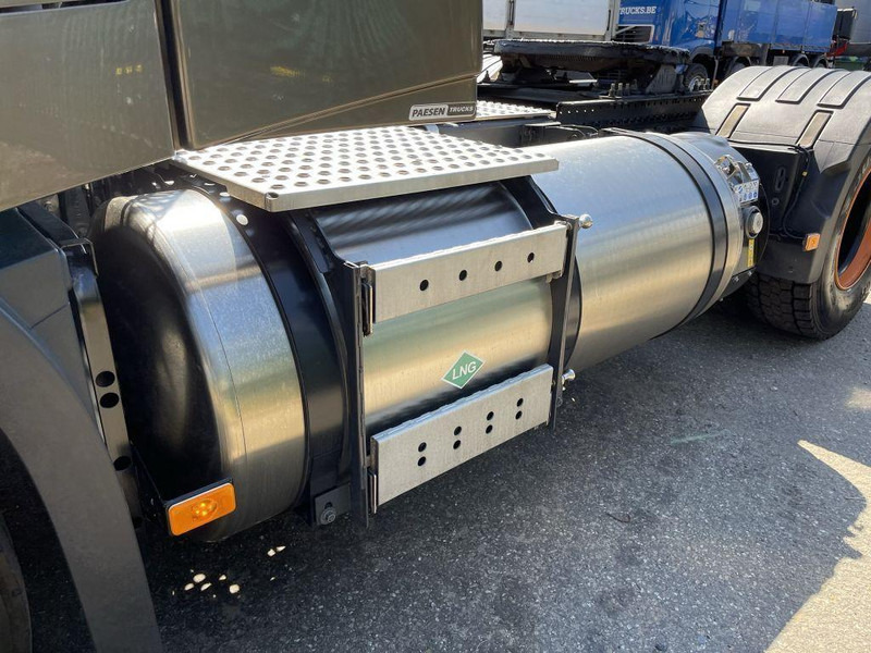 Tractor Volvo FH 460 LNG GAS ADR - ACC - Dynamic Steering - I-park Cool - Lane Keeping Support - collision warning - leather - ... BE Truck: foto 7 Tractor Volvo FH 460 LNG GAS ADR - ACC - Dynamic Steering - I-park Cool - Lane Keeping Support - collision warning - leather - ... BE Truck: foto 7