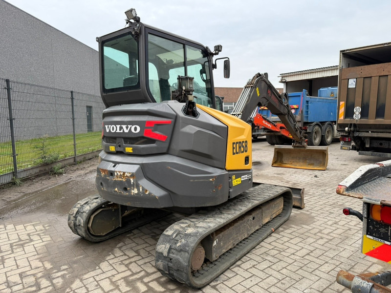 Volvo ECR 58 F FULL HYDR - 2911 H - HYDR QUICKHITCH - A/C - BLADE - CE - BE MACHINE - Mini escavadeira: foto 5 Volvo ECR 58 F FULL HYDR - 2911 H - HYDR QUICKHITCH - A/C - BLADE - CE - BE MACHINE - Mini escavadeira: foto 5