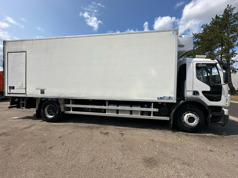 Volvo FE 280 - 19T - FRIGO CARRIER SUPRA 950 (7m55 x 2m47 x 2m40) - EURO 4 - MANUAL - 380V - Caminhão frigorífico: foto 4 Volvo FE 280 - 19T - FRIGO CARRIER SUPRA 950 (7m55 x 2m47 x 2m40) - EURO 4 - MANUAL - 380V - Caminhão frigorífico: foto 4