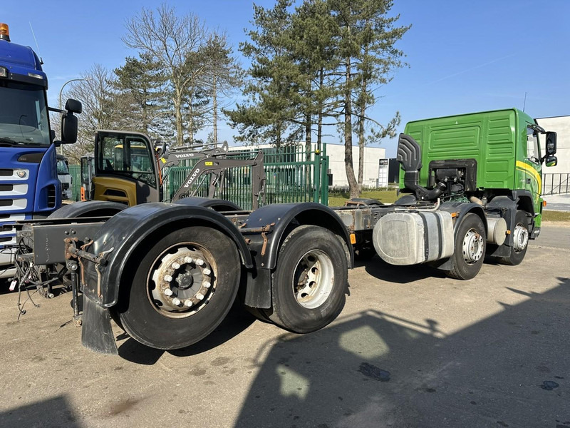 Volvo FM 340 8x2 CHASSIS (7m35) - LIFT+STEERING AXLE - MANUAL GEARBOX - EURO 3 - TÜV 05/2025 - BE TRUCK - Caminhão chassi: foto 5 Volvo FM 340 8x2 CHASSIS (7m35) - LIFT+STEERING AXLE - MANUAL GEARBOX - EURO 3 - TÜV 05/2025 - BE TRUCK - Caminhão chassi: foto 5