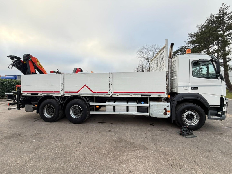 Volvo FM 420 6x4 BAUSTOFF + KRAN PALFINGER PK18502 SH B (3x) - ROTATOR - 5/6 F - TÜV 05/2026 - CG FR - PLATFORM 6m50 - I-Shift - 325.000km - STEEL SPRING / HUB REDUCTI - Camião de caixa aberta/ Plataforma, Caminhão grua: foto 5 Volvo FM 420 6x4 BAUSTOFF + KRAN PALFINGER PK18502 SH B (3x) - ROTATOR - 5/6 F - TÜV 05/2026 - CG FR - PLATFORM 6m50 - I-Shift - 325.000km - STEEL SPRING / HUB REDUCTI - Camião de caixa aberta/ Plataforma, Caminhão grua: foto 5