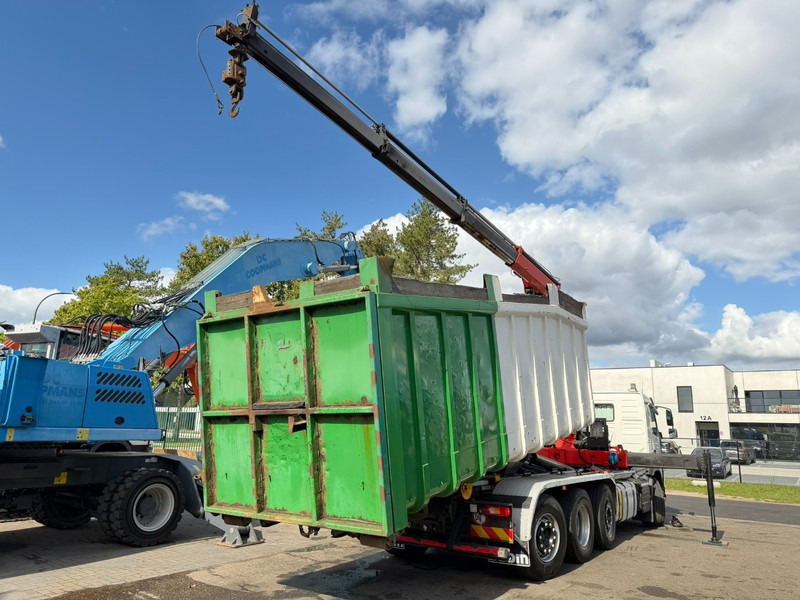Volvo FM 420 8x2 HOOKLIFT + CRANE PALFINGER PK19.001 SLD B - *294.000km* - EURO 6 - LIFT + STEERING AXLE - I SHIFT - BE TRUCK - Caminhão polibenne, Caminhão grua: foto 5 Volvo FM 420 8x2 HOOKLIFT + CRANE PALFINGER PK19.001 SLD B - *294.000km* - EURO 6 - LIFT + STEERING AXLE - I SHIFT - BE TRUCK - Caminhão polibenne, Caminhão grua: foto 5