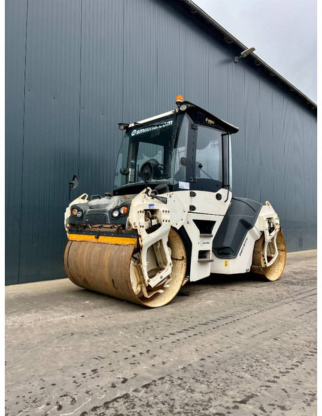 Bomag BW151AD-5 - Rolo: foto 1 Bomag BW151AD-5 - Rolo: foto 1