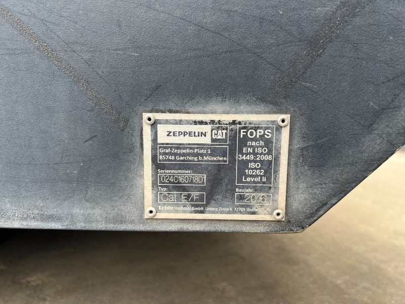 Cat 313E / M315F / 320F / 323E / 325F / 329E/ 330F / - Cabine e interior de Máquina de construção: foto 3 Cat 313E / M315F / 320F / 323E / 325F / 329E/ 330F / - Cabine e interior de Máquina de construção: foto 3