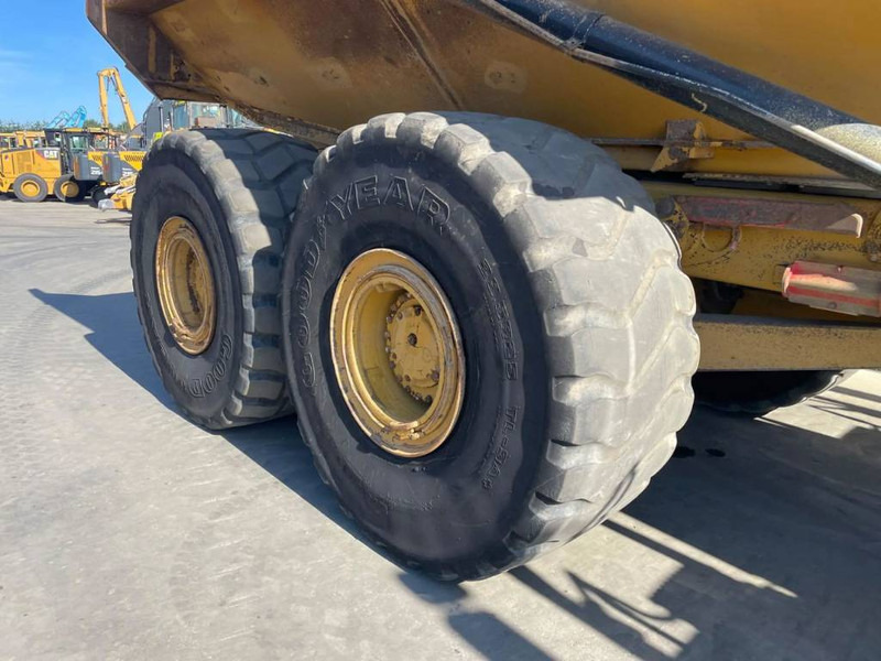 Caminhão articulado Cat 740B: foto 14