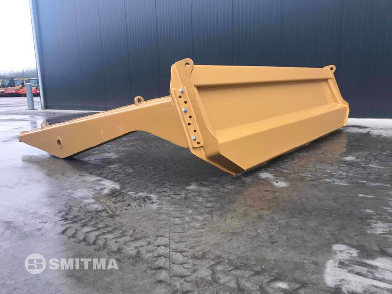 Cat 745 - Rampa hidráulica de Máquina de construção: foto 2 Cat 745 - Rampa hidráulica de Máquina de construção: foto 2