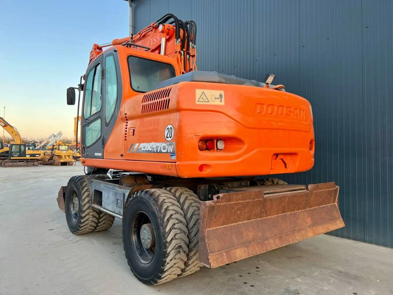 Doosan DX170W - Escavadeira de rodas: foto 5 Doosan DX170W - Escavadeira de rodas: foto 5