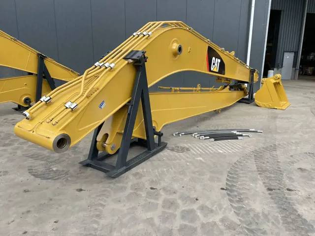 Cat 323D 18m Set - Equipamento de Máquina de construção: foto 1 Cat 323D 18m Set - Equipamento de Máquina de construção: foto 1