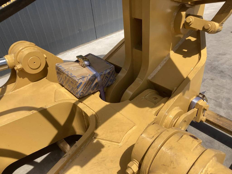 Cat D8T - Equipamento de Máquina de construção: foto 3 Cat D8T - Equipamento de Máquina de construção: foto 3