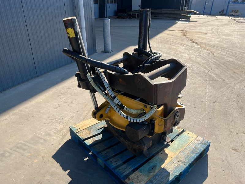 Engcon EC30 - S70 - Equipamento de Máquina de construção: foto 3 Engcon EC30 - S70 - Equipamento de Máquina de construção: foto 3
