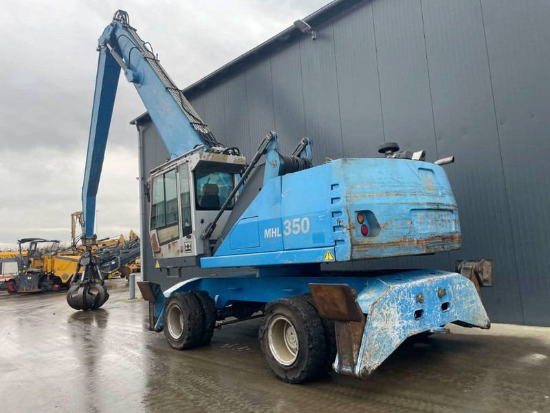 Fuchs MHL350 - Manipulador de material: foto 3 Fuchs MHL350 - Manipulador de material: foto 3