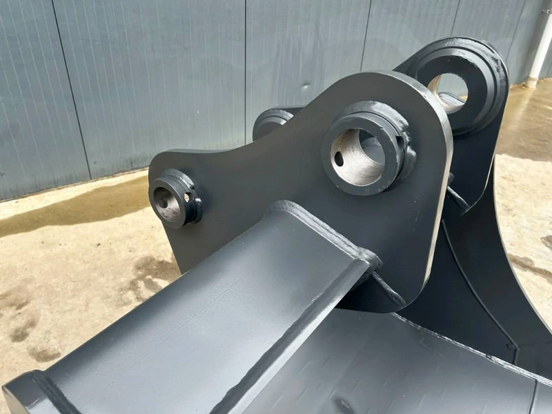 Hitachi ZX225 - 1.40m - Balde de Máquina de construção: foto 2 Hitachi ZX225 - 1.40m - Balde de Máquina de construção: foto 2