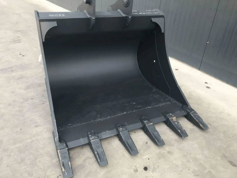 Komatsu PC210 - Balde de Máquina de construção: foto 4 Komatsu PC210 - Balde de Máquina de construção: foto 4