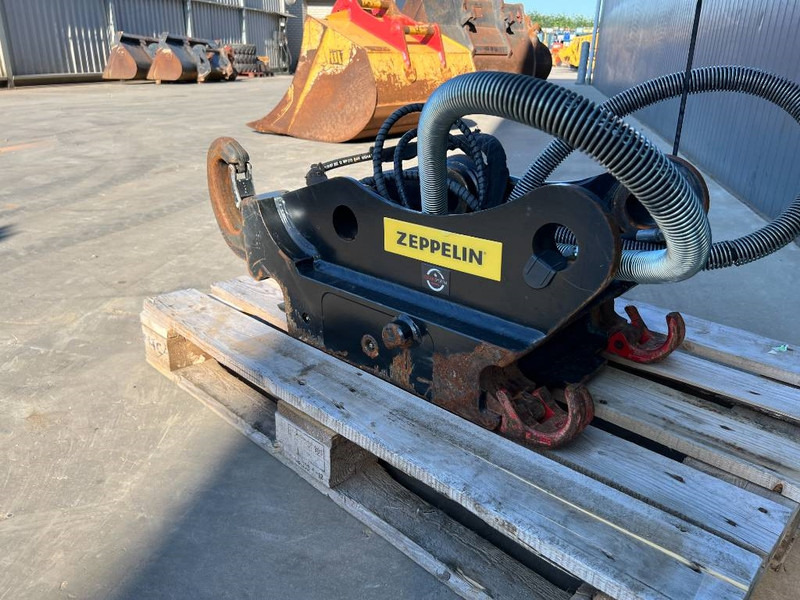 Acoplamento rápido de Máquina de construção OilQuick OQ65 - 311F / 313F / 315F: foto 6