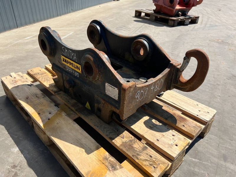 OilQuick OQ65 - M314F / M316F / M318F - Acoplamento rápido de Máquina de construção: foto 3 OilQuick OQ65 - M314F / M316F / M318F - Acoplamento rápido de Máquina de construção: foto 3