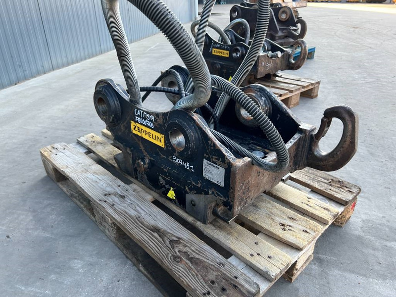 OilQuick OQ65 - M314F / M316F / M318F - Acoplamento rápido de Máquina de construção: foto 3 OilQuick OQ65 - M314F / M316F / M318F - Acoplamento rápido de Máquina de construção: foto 3