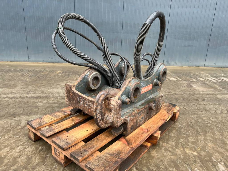 OilQuick OQ70/55 - 323D - Acoplamento rápido de Máquina de construção: foto 1 OilQuick OQ70/55 - 323D - Acoplamento rápido de Máquina de construção: foto 1