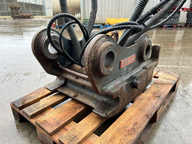 OilQuick OQ70/55 - 323D - Acoplamento rápido de Máquina de construção: foto 5 OilQuick OQ70/55 - 323D - Acoplamento rápido de Máquina de construção: foto 5