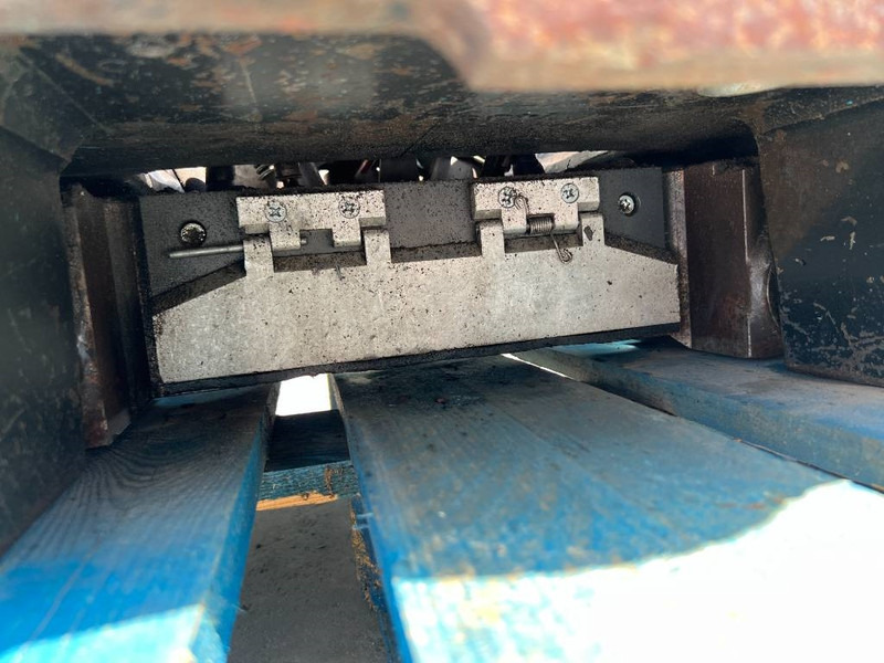 Acoplamento rápido de Máquina de construção OilQuick OQ70/55 - 323E: foto 15