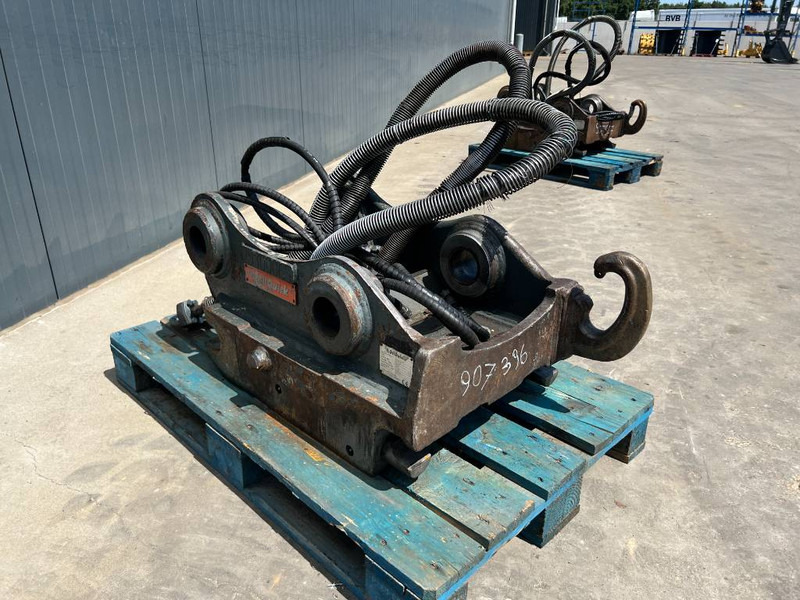 OilQuick OQ70/55 - 323E - Acoplamento rápido de Máquina de construção: foto 3 OilQuick OQ70/55 - 323E - Acoplamento rápido de Máquina de construção: foto 3