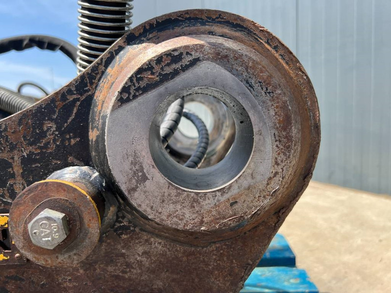 Acoplamento rápido de Máquina de construção OilQuick OQ70/55 - 323E: foto 10