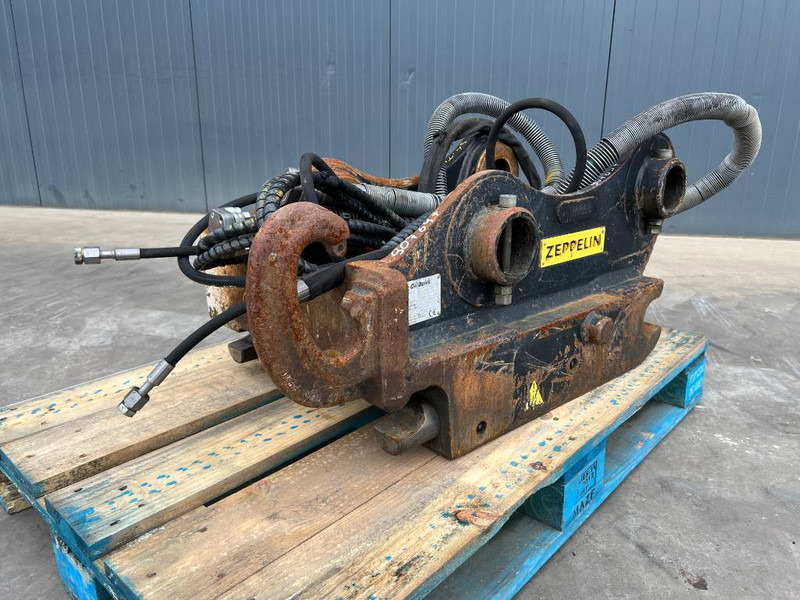 OilQuick OQ70/55 - 323F - Acoplamento rápido de Máquina de construção: foto 1 OilQuick OQ70/55 - 323F - Acoplamento rápido de Máquina de construção: foto 1