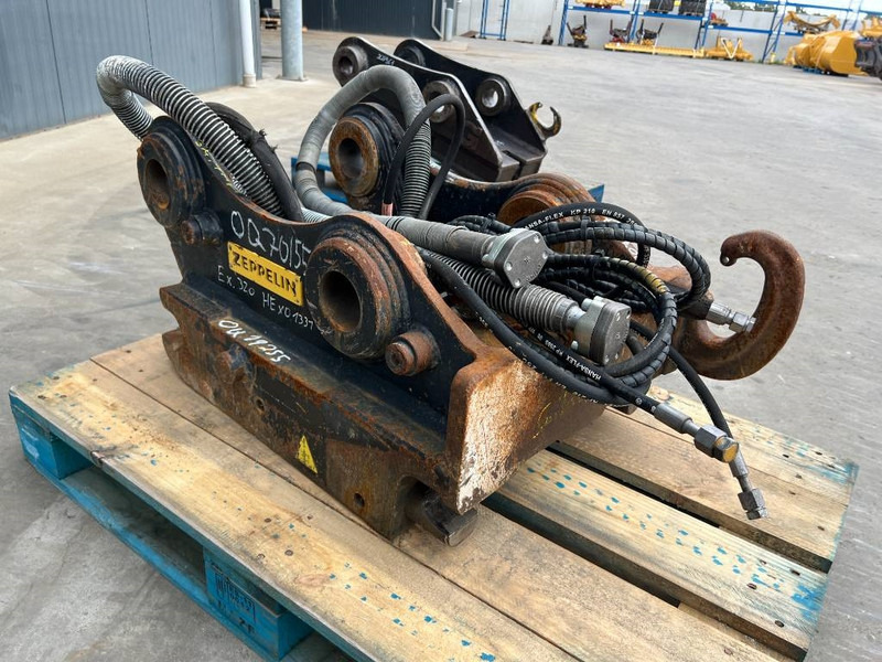 OilQuick OQ70/55 - 323F - Acoplamento rápido de Máquina de construção: foto 3 OilQuick OQ70/55 - 323F - Acoplamento rápido de Máquina de construção: foto 3