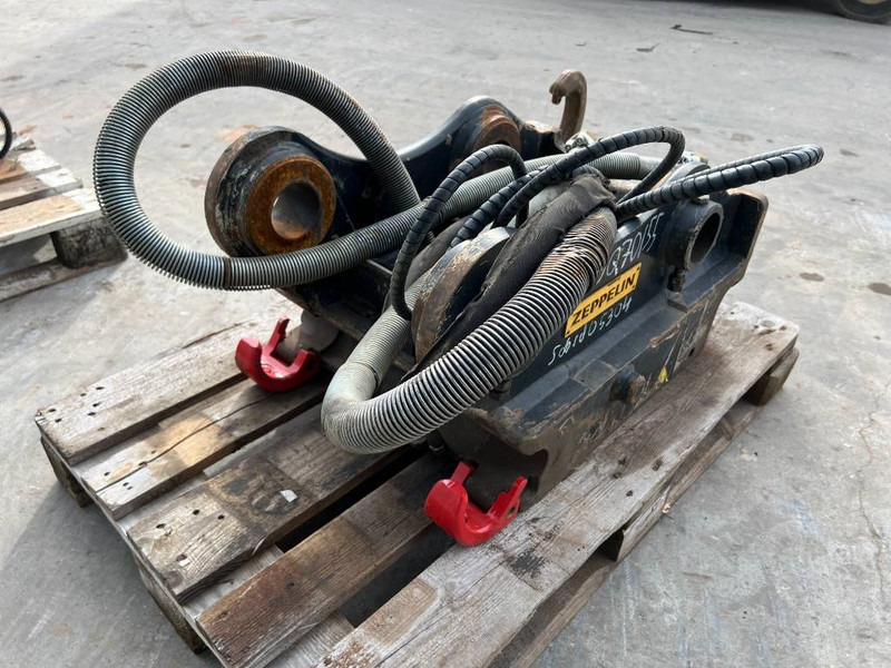 OilQuick OQ70/55 - Acoplamento rápido de Máquina de construção: foto 5 OilQuick OQ70/55 - Acoplamento rápido de Máquina de construção: foto 5