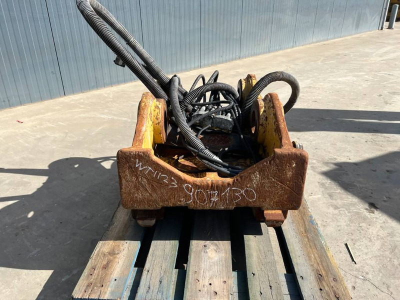 OilQuick OQ80 - 330F / 329E - Acoplamento rápido de Máquina de construção: foto 2 OilQuick OQ80 - 330F / 329E - Acoplamento rápido de Máquina de construção: foto 2