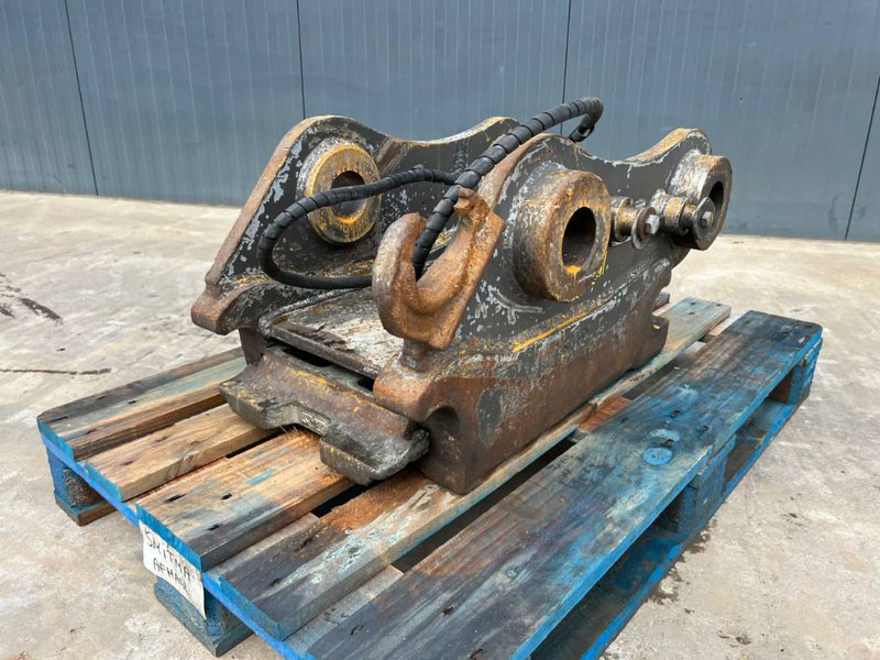 SMP S70 - 320D - Acoplamento rápido de Máquina de construção: foto 1 SMP S70 - 320D - Acoplamento rápido de Máquina de construção: foto 1