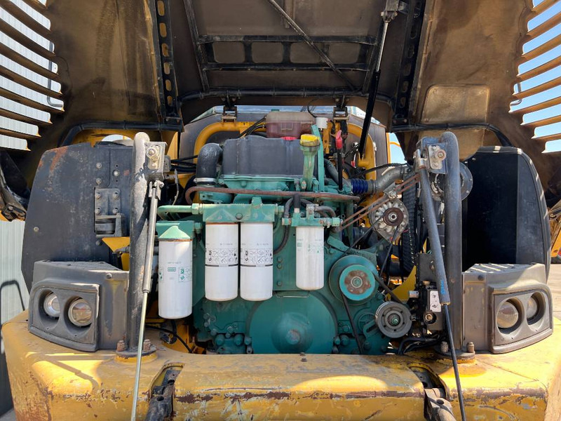 Locação de Volvo A40D Volvo A40D: foto 11