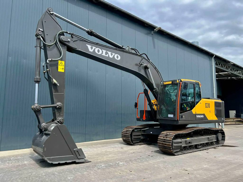 Volvo EC210 - Escavadora de rastos: foto 1 Volvo EC210 - Escavadora de rastos: foto 1